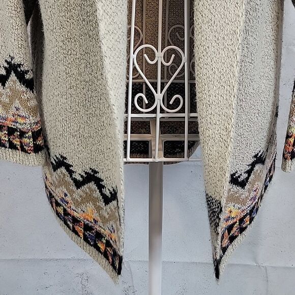 Debut Aztec print cardigan open front - beige Women's Size S/M - Picture 3 of 10